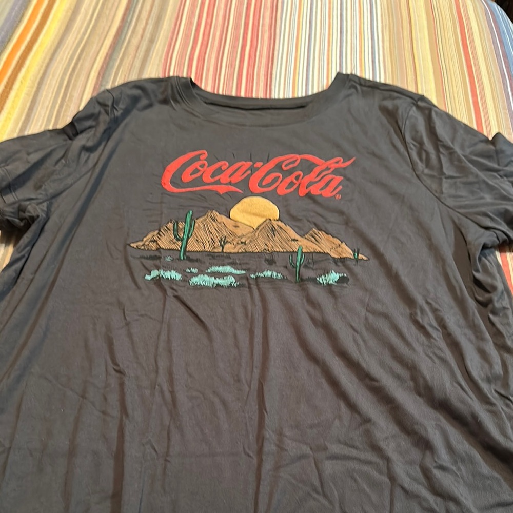 Torrid. Coca Cola Gray Graphic Ladies Shirt. Size 1 from Torrid